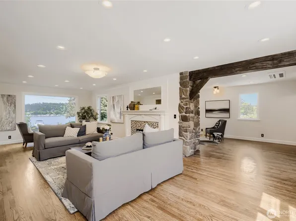 16066 Inglewood Road NE, Kenmore, WA 98028