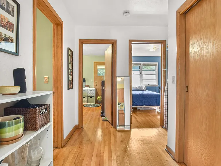 1201 E Mifflin St #2 — Photo 3
