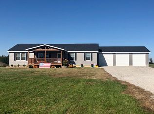 19205 E Overland Rd, Nevada, MO 64772