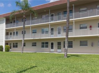 5725 12th Ave N UNIT 102D, Saint Petersburg, FL 33710