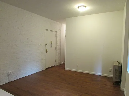 Rented by Westminster Management | media 21