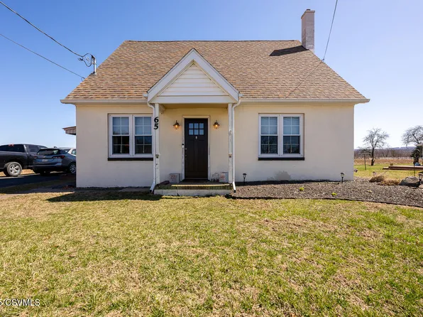 65 Bomboy Ln, Berwick, PA 18603