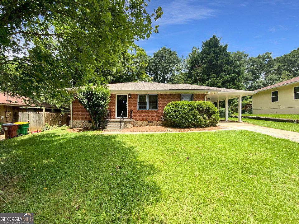 1st image of 828 Pine Valley Dr