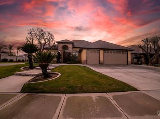 11913 Indianapolis Dr, Bakersfield, CA 93312