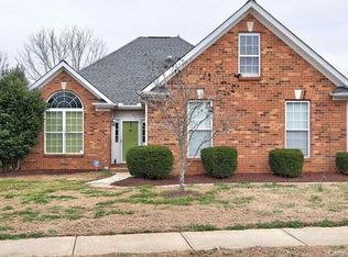 141 Fox Den Cir, Statesville, NC 28677