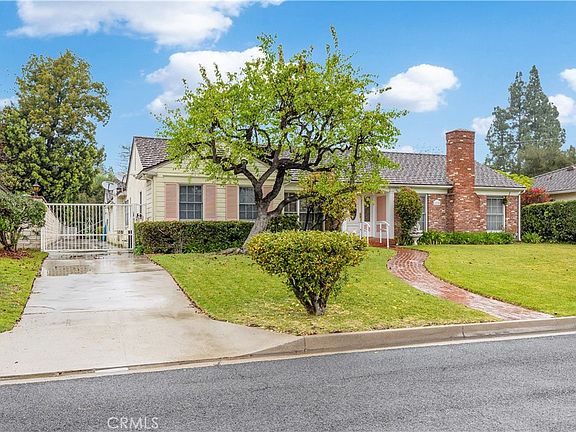 2nd image of 2835 Devonport Rd