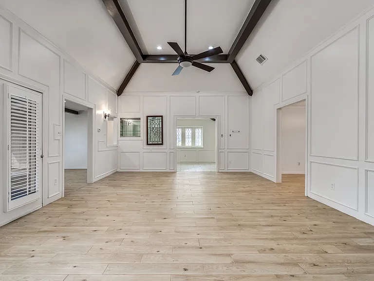 9922 Hickory Xing — Photo 11