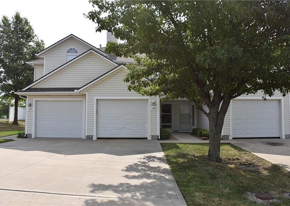 1st image of 1303 SE Broadway Cir