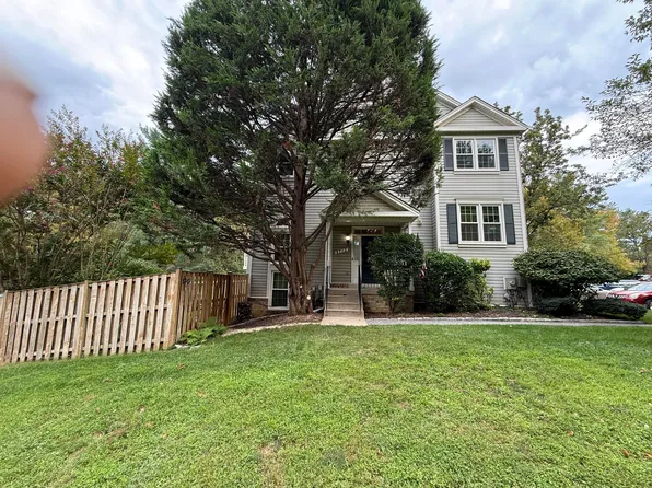 8713 Tryal Ct, Montgomery Village, MD 20886