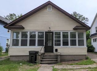 895 Emerson Ave, Muskegon, MI 49442