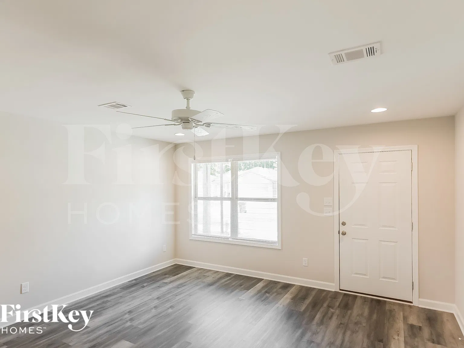 3 bed, 2.0 bath, 1227 sqft, $1,650 — Photo 4