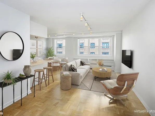 63 E 9th St APT 9G, New York, NY 10003