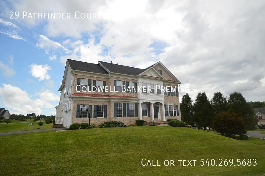 29 Pathfinder Ct