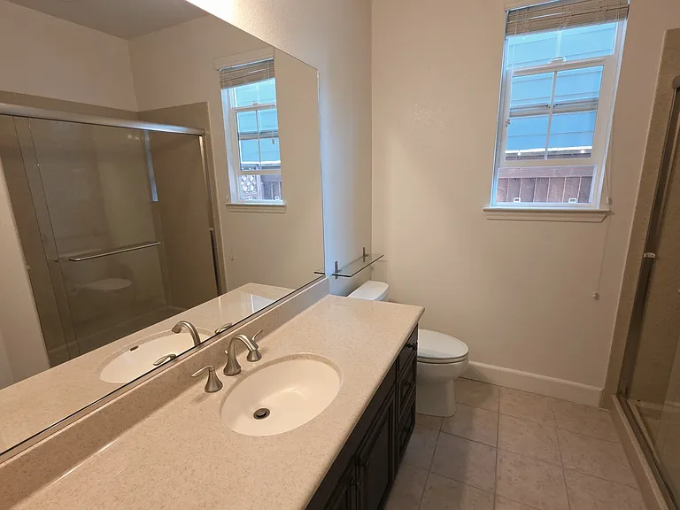 4887 Thorndike Ln — Photo 10