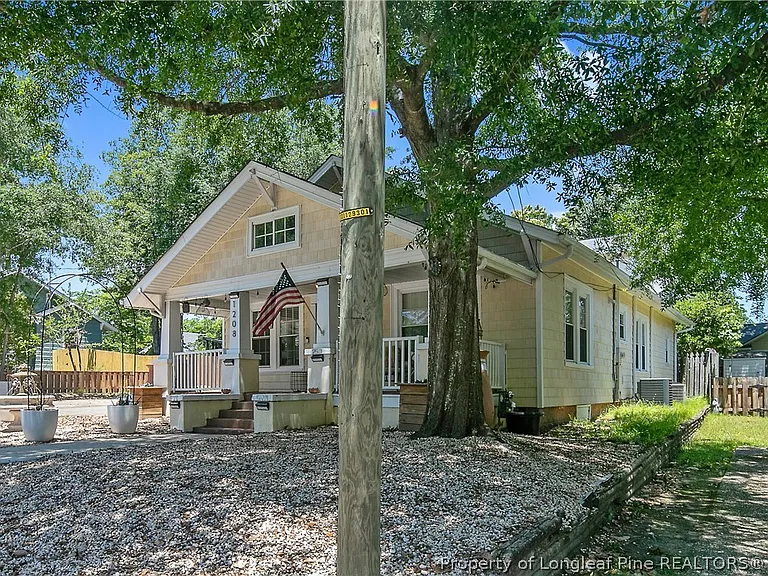1208 Goodview Ave — Photo 40