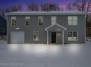 8523 Bumble Bee Way, Tobyhanna, PA