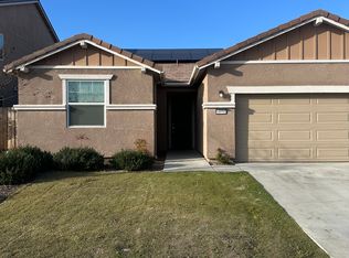 6690 E Berkeley Ave, Fresno, CA
