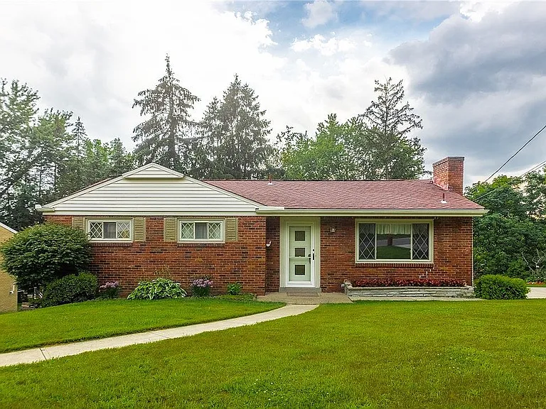4782 Beall Dr — Photo 1