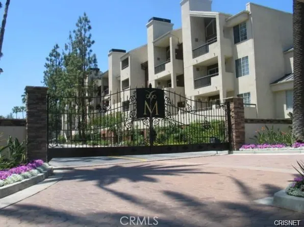 5520 Owensmouth Ave, Woodland Hills, CA 91367