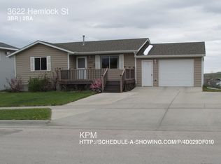 3622 Hemlock St, Rapid City, SD 57701