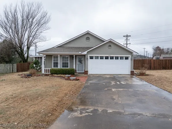 2215 Breckenridge Ter, Greenwood, AR 72936