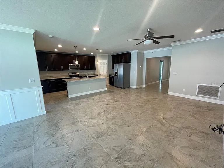232 Clayton St — Photo 5