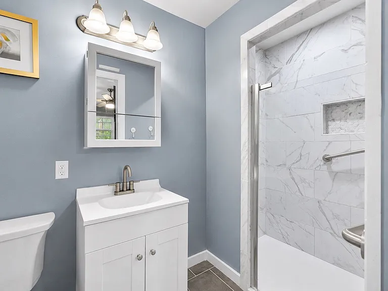 1621 Cloverdale Dr — Photo 22
