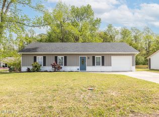1036 Birchwood Ln, Jacksonville, NC 28546
