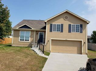 10603 S 27th St, Bellevue, NE 68123