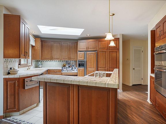 5th image of 2251 Onekama Dr SE