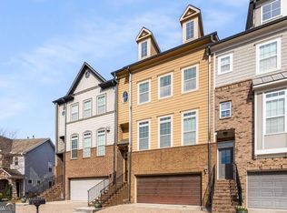 2120 Old Georgian Ter NW, Atlanta, GA 30318