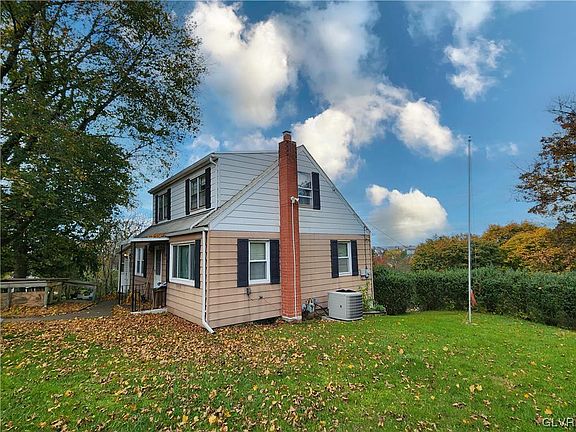 4th image of 2203 Gruver Ave