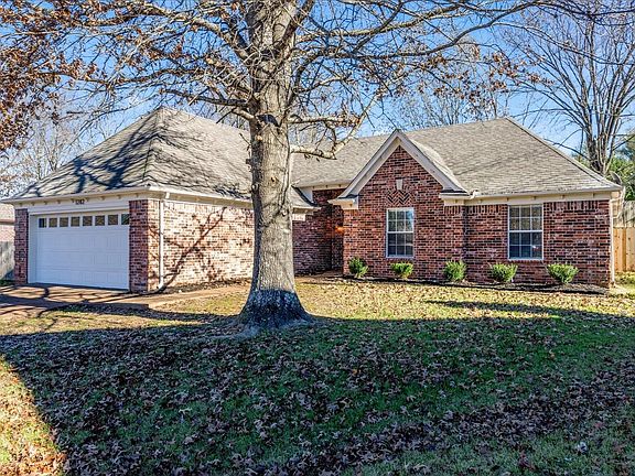 2nd image of 1282 River Bank Dr