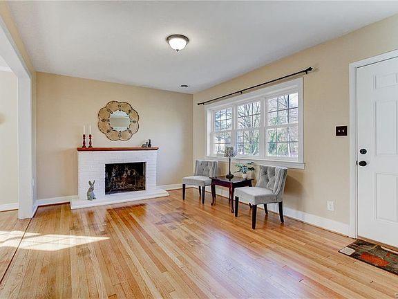 2nd image of 1513 Whitlone Dr