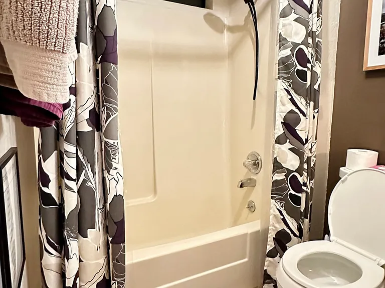 7251 Lakewood Dr — Photo 11
