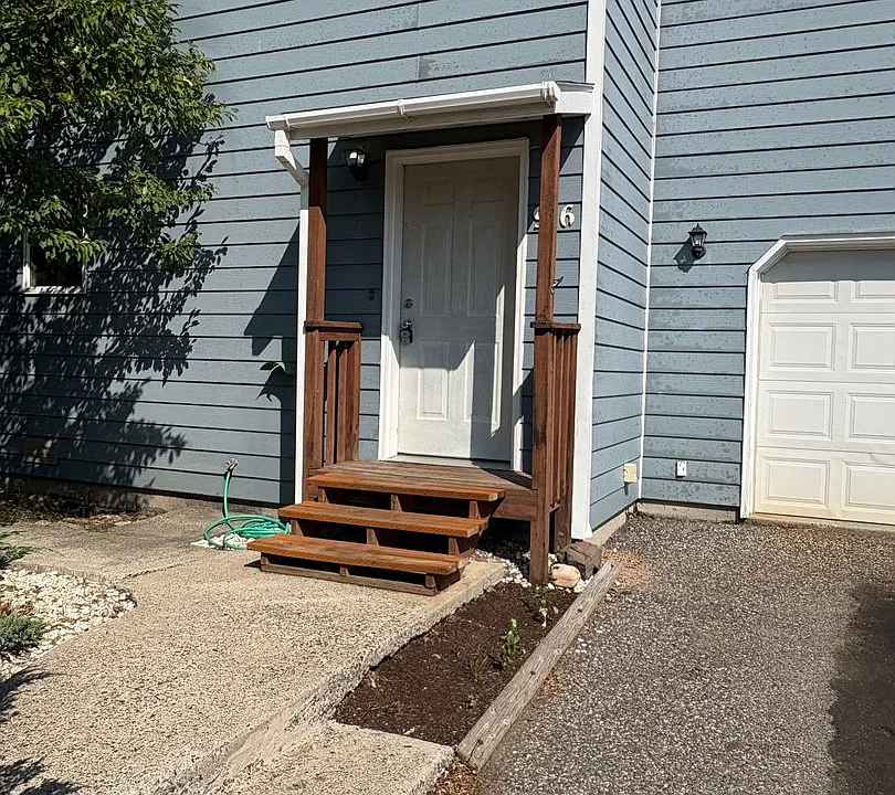 916 Montana St #918
