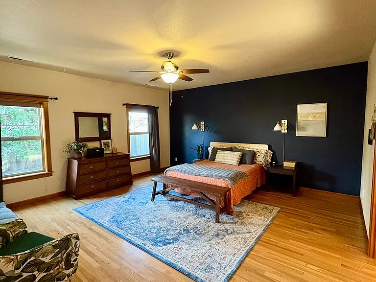 431 Stanford Ave — Photo 11