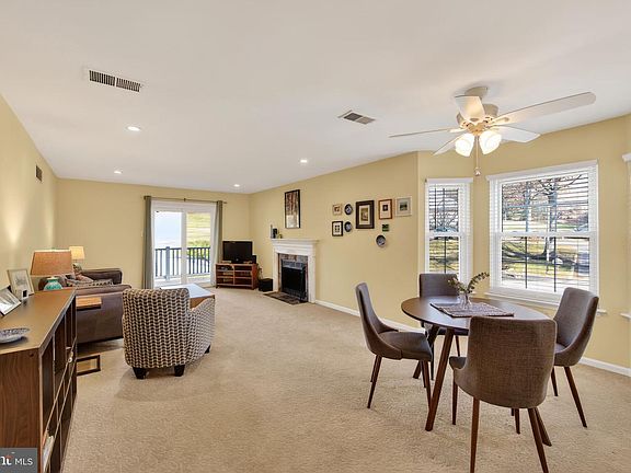 4th image of 702 Scotch Way #C-20