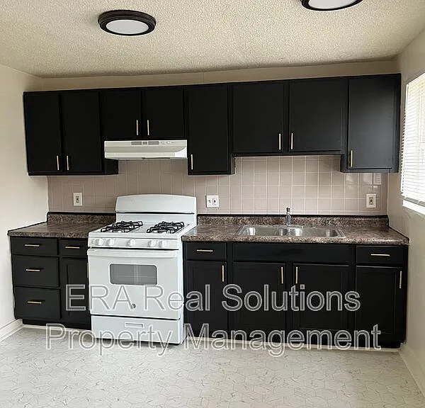 7875 Reading Rd #2 — Photo 1