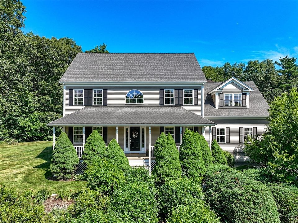 1st image of 3 Hubley Ln