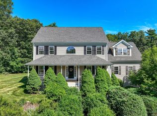 3 Hubley Ln, Southborough, MA 01772