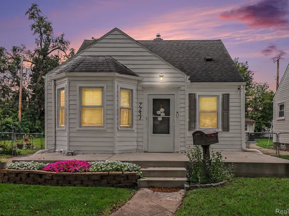 7251 Dolphin, Detroit, MI 48239