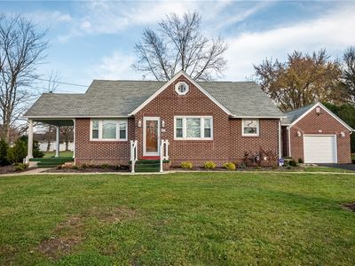 945 S Hermitage Rd, Hermitage, PA, 16148