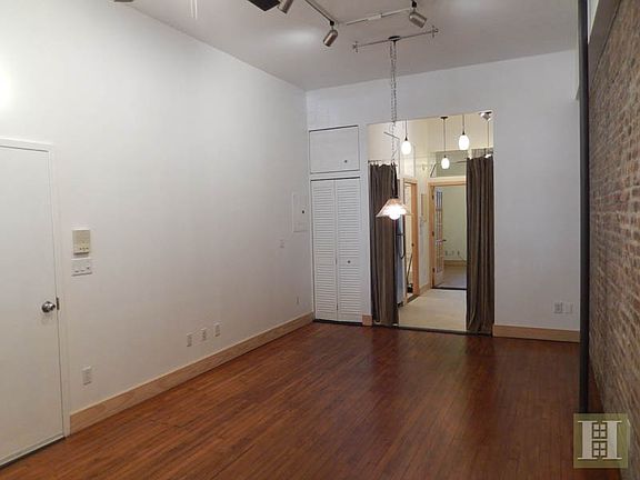 3rd image of 473 6th Ave #1