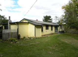 208 Mingus Hill Rd, Canton, NC 28716