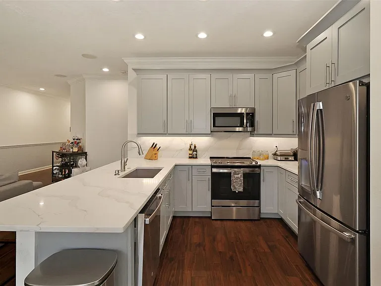 505 S Tampania Ave #2 — Photo 15