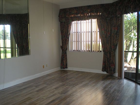 5th image of 123 Lindsay Ln