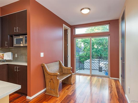 4th image of 909 E 22nd Ave