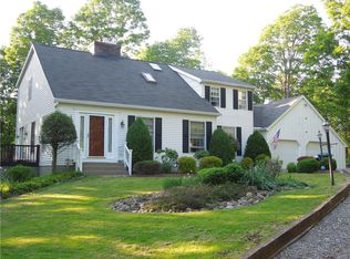 913 Briarwood Rd, Cortland, NY 13045