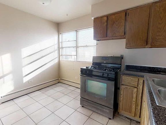 2nd image of 1240 S 55th Ct